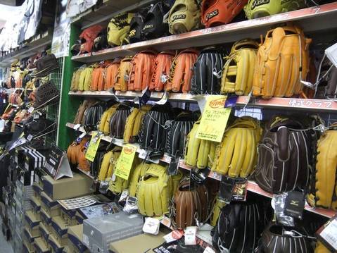 店内紹介 ベースボールときわ新宿店