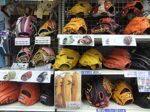 店内紹介 ベースボールときわ新宿店