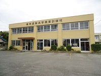 天然木を使って楽しく「ものづくり」しませんか。
木の香り、木の温かさを肌で感じてください。
