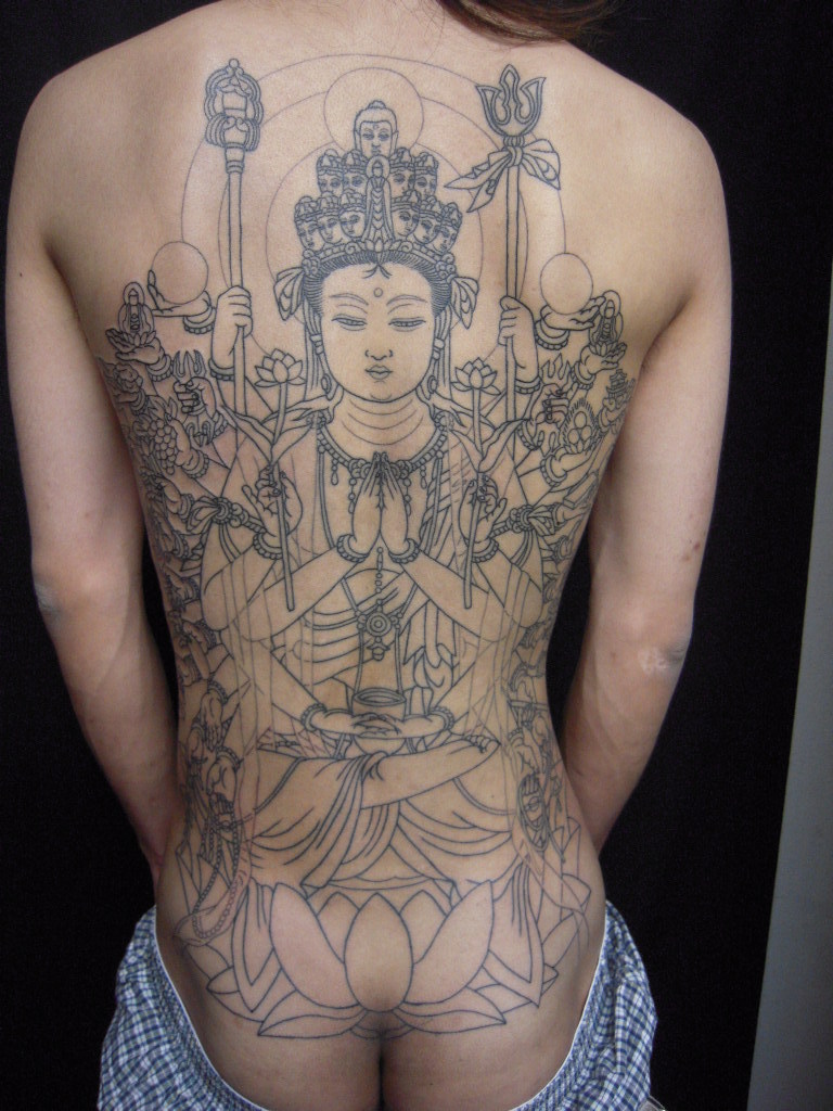 千手観音 Howling Tattoo Studio 彫かん 千手観音 Howling Tattoo Studio 彫かん