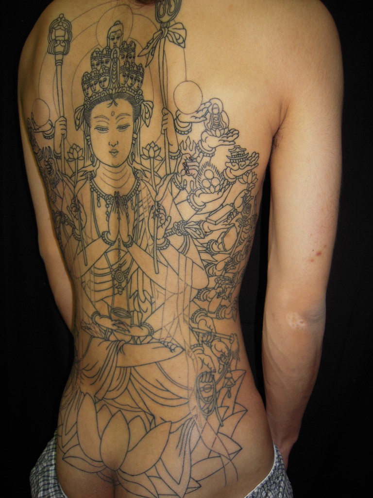 千手観音 Howling Tattoo Studio 彫かん 千手観音 Howling Tattoo Studio 彫かん