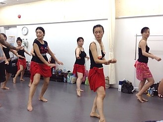 大人フラ・タヒチアンクラス | 相模原市のフラダンス・タヒチアン