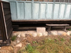 縁側下の侵入箇所