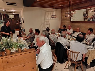 多くの方々に参加頂けましたお陰で、お店を貸し切りで3時間過ごせました。